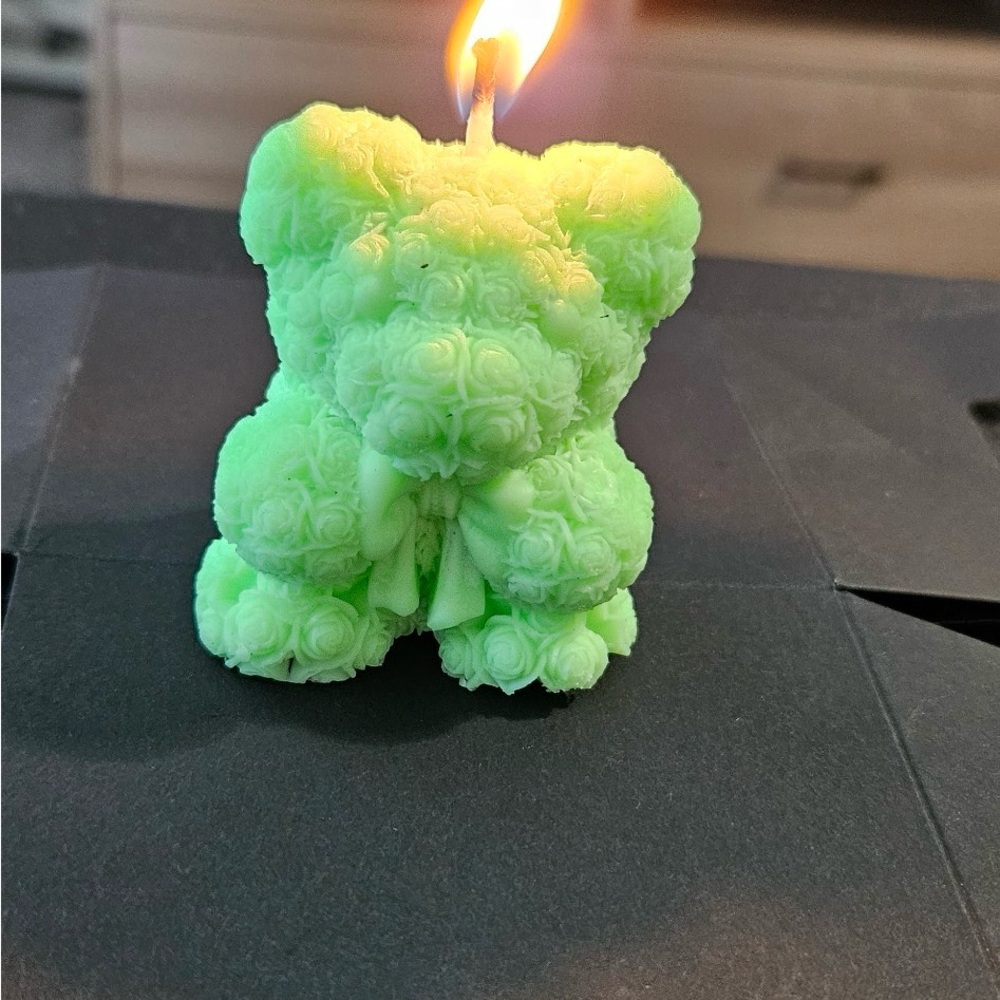 Candle bear